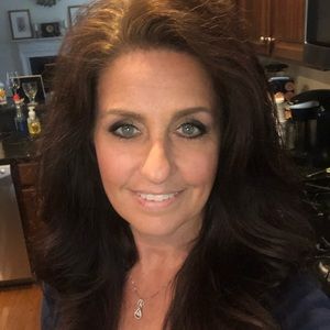 Meet your Posher, Tanys